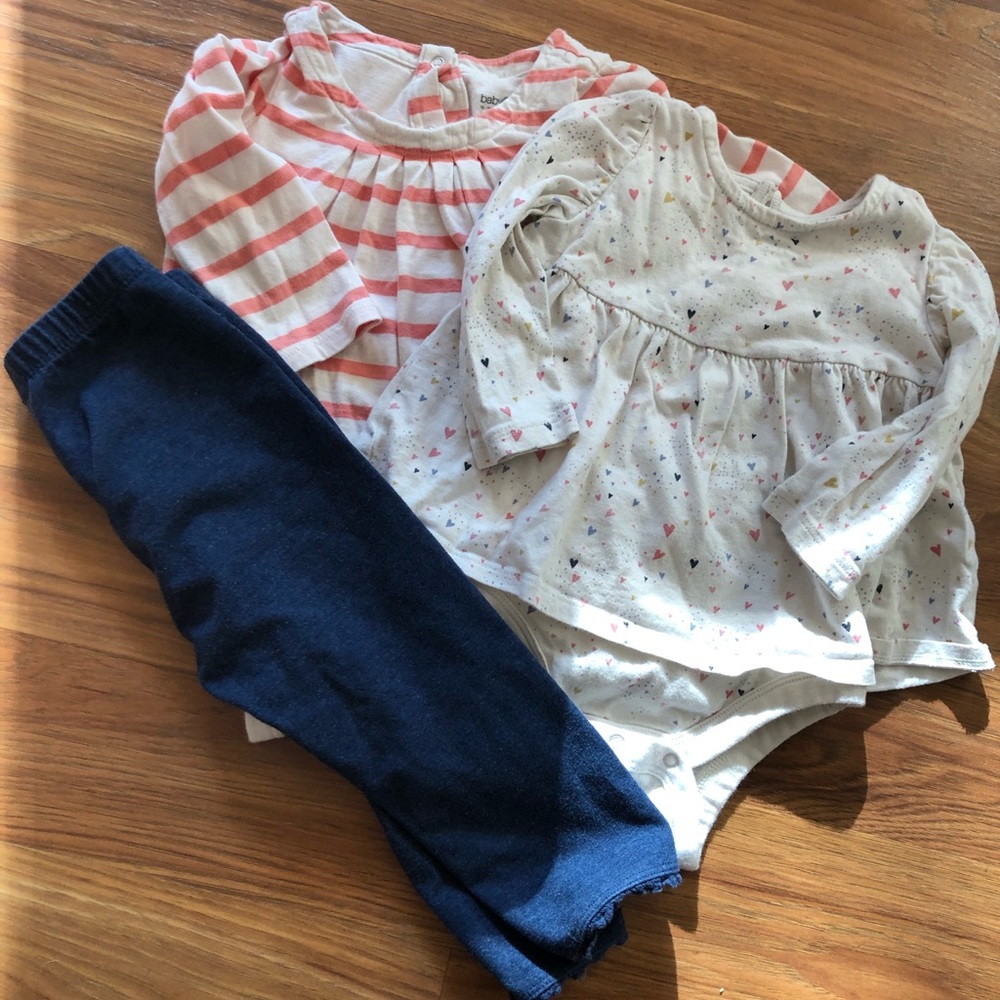 Baby Gap Size 12-18 Months Girls Bodysuits&Pants